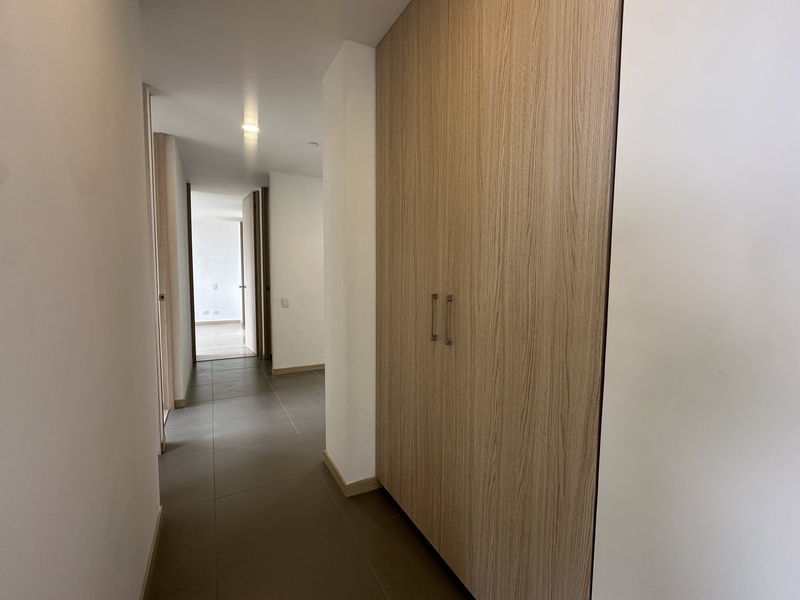 Apartaestudio en arriendo en Loma Del Escobero, Envigado · foto 6 de 22
