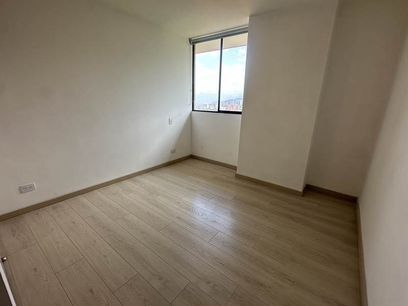 Apartaestudio en arriendo en Loma Del Escobero, Envigado · foto 7 de 22