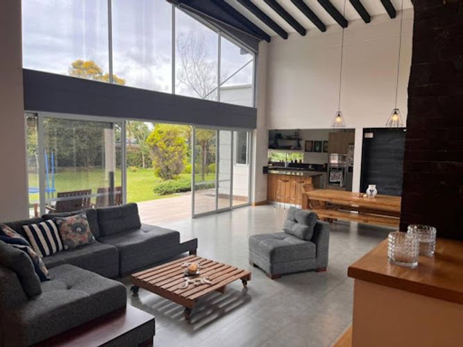 Finca en arriendo en Samaria, El Carmen de Viboral, 260 m² · foto 11 de 24