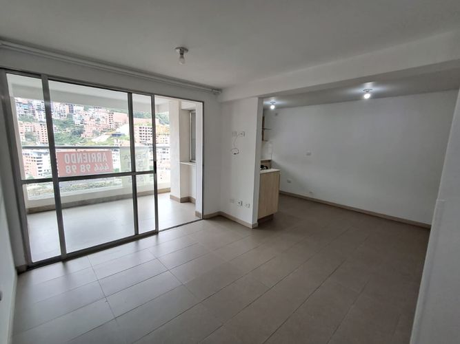 Apartamento de 2 alcobas en arriendo en Belén, Medellín, 71 m² · foto 2 de 20