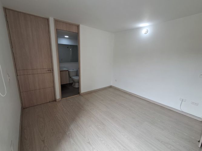 Apartamento de 2 alcobas en arriendo en Belén, Medellín, 71 m² · foto 8 de 20