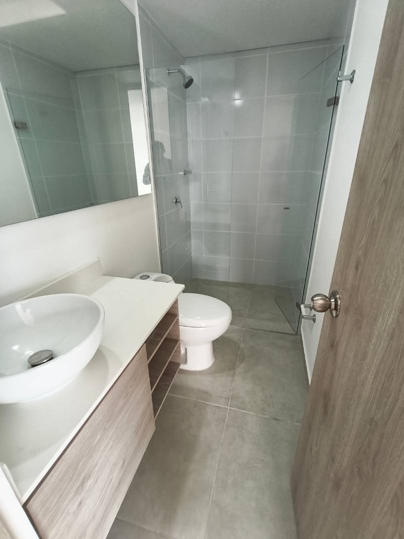 Apartamento en arriendo en Las Lomitas, Sabaneta · foto 9 de 19