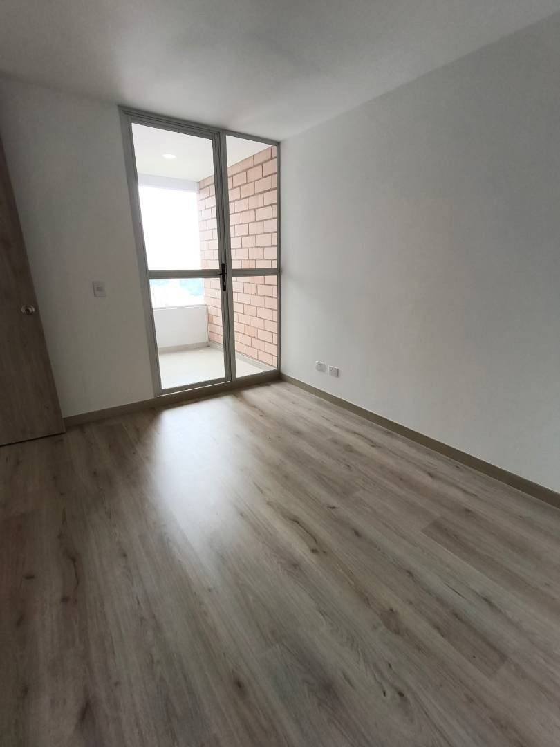 Apartamento en arriendo en Las Lomitas, Sabaneta · foto 15 de 19