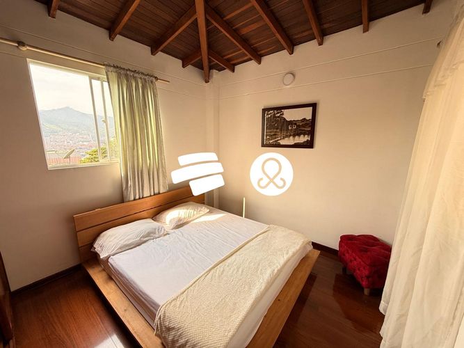Casa de 4 alcobas en venta en Señorial, Envigado, 200 m² · foto 9 de 23