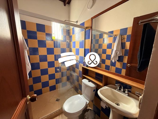 Casa de 4 alcobas en venta en Señorial, Envigado, 200 m² · foto 18 de 23