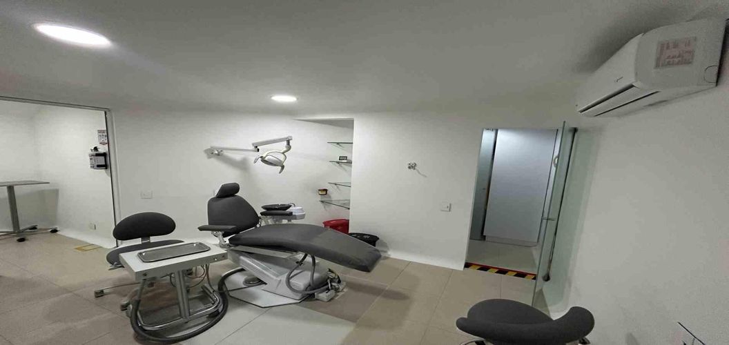 Consultorio en venta en Sector Plaza De Bolivar, Pereira, 27 m² · foto 3 de 10