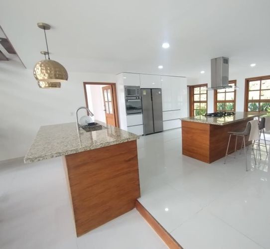 Casa de 4 alcobas en arriendo en La Mina, Envigado, 400 m² · foto 12 de 21