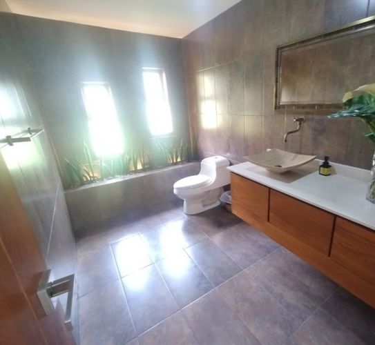 Casa de 4 alcobas en arriendo en La Mina, Envigado, 400 m² · foto 20 de 21