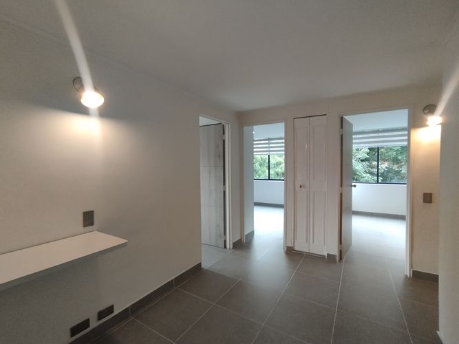 Apartamento de 3 alcobas en arriendo en El Poblado, Medellín, 92 m² · foto 8 de 20