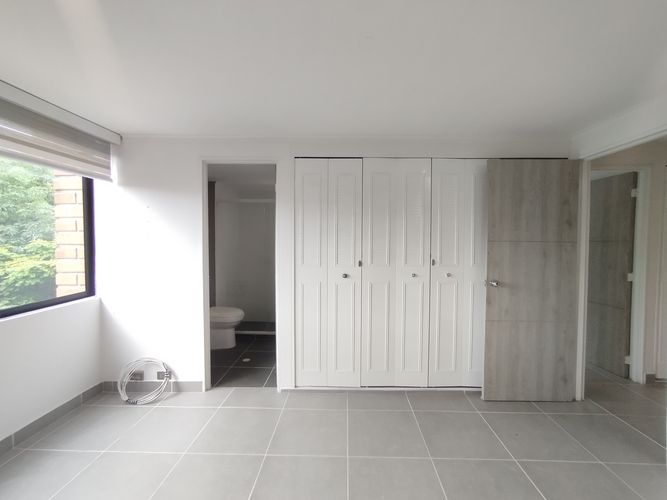 Apartamento de 3 alcobas en arriendo en El Poblado, Medellín, 92 m² · foto 16 de 20