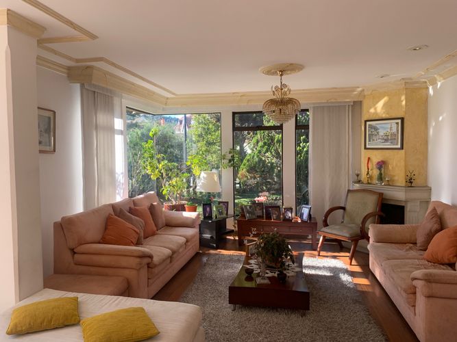 Casa de 5 alcobas en venta en San Jose De Bavaria, Bogotá, 223 m² · foto 6 de 24