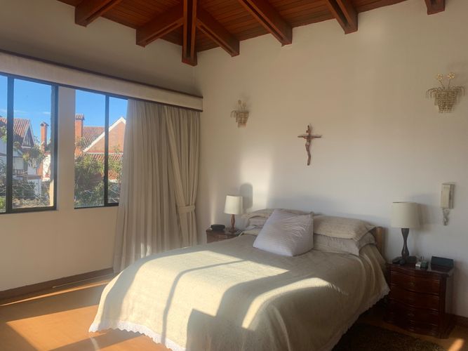 Casa de 5 alcobas en venta en San Jose De Bavaria, Bogotá, 223 m² · foto 17 de 24