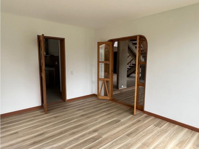 Casa de 3 alcobas en venta en Guaymaral, Bogotá, 323 m² · foto 6 de 24