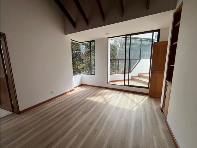 Casa de 3 alcobas en venta en Guaymaral, Bogotá, 323 m² · foto 21 de 24