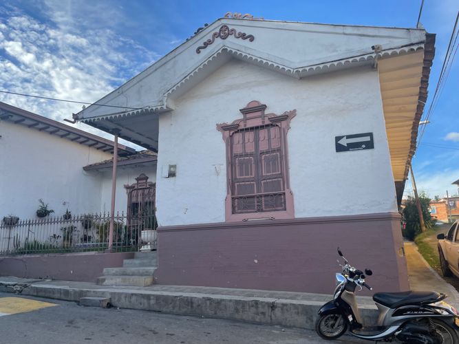 Casa de 5 alcobas en venta en Maria Auxiliadora, Marinilla, 1500 m² · foto 3 de 24