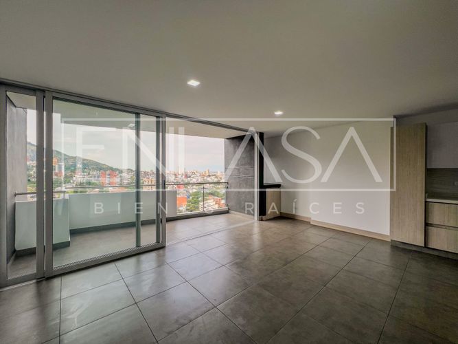 Apartamento de 3 alcobas en venta en Cristales, Cali, 122 m² · foto 8 de 24
