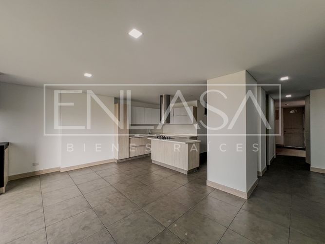 Apartamento de 3 alcobas en venta en Cristales, Cali, 122 m² · foto 9 de 24