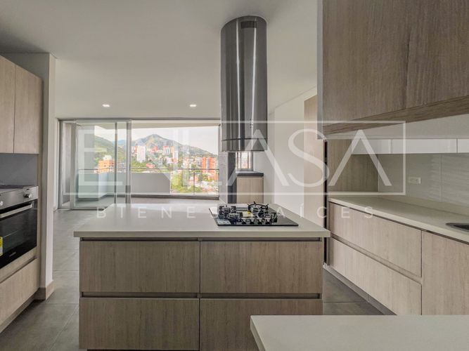Apartamento de 3 alcobas en venta en Cristales, Cali, 122 m² · foto 12 de 24