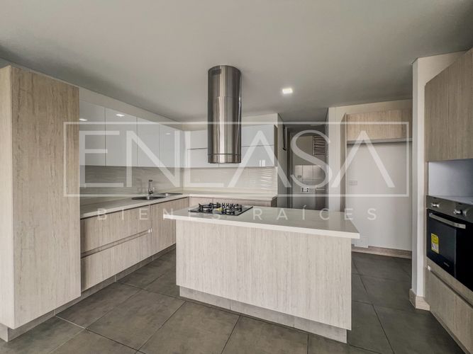 Apartamento de 3 alcobas en venta en Cristales, Cali, 122 m² · foto 15 de 24