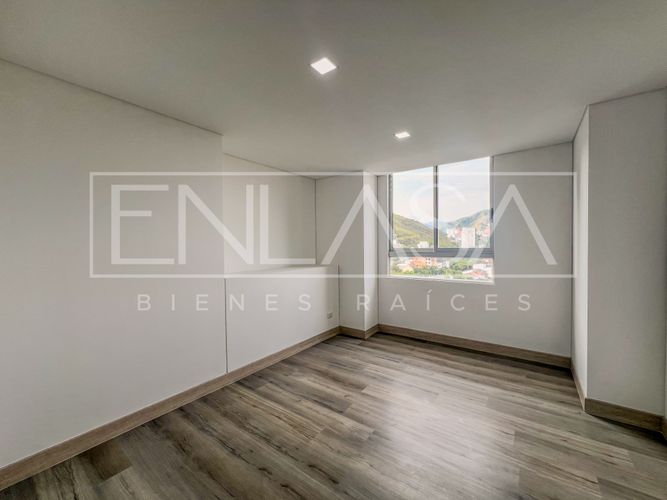 Apartamento de 3 alcobas en venta en Cristales, Cali, 122 m² · foto 21 de 24