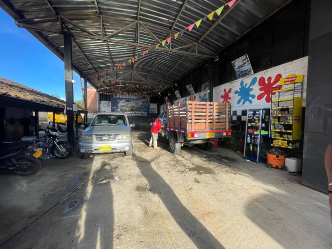 Casa en venta en La Industrial, Marinilla, 300 m² · foto 9 de 9