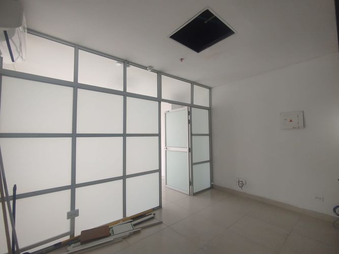 Oficina en venta en Pinares, Pereira, 18 m² · foto 4 de 7