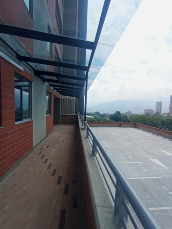 Apartamento en venta en Ditaires, Itagüí · foto 5 de 12