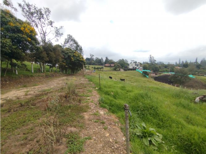 Lote en venta en La Toma, La Calera, 8730 m² · foto 6 de 17