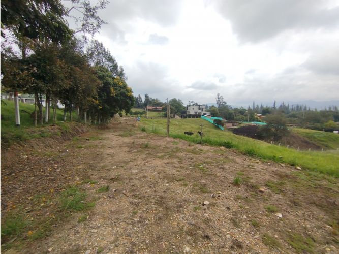 Lote en venta en La Toma, La Calera, 8730 m² · foto 8 de 17