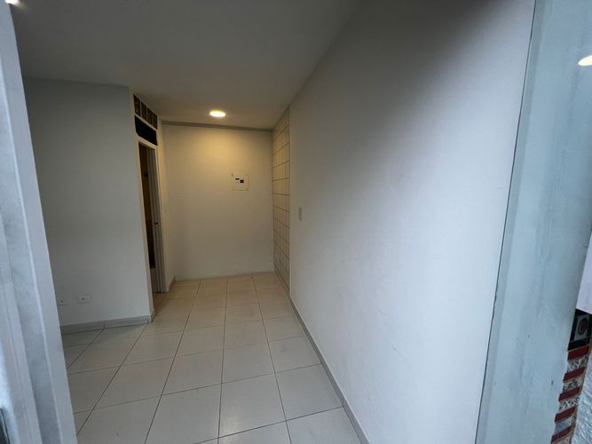 Local en arriendo en San Jose Sur, Pereira, 14 m² · foto 3 de 15