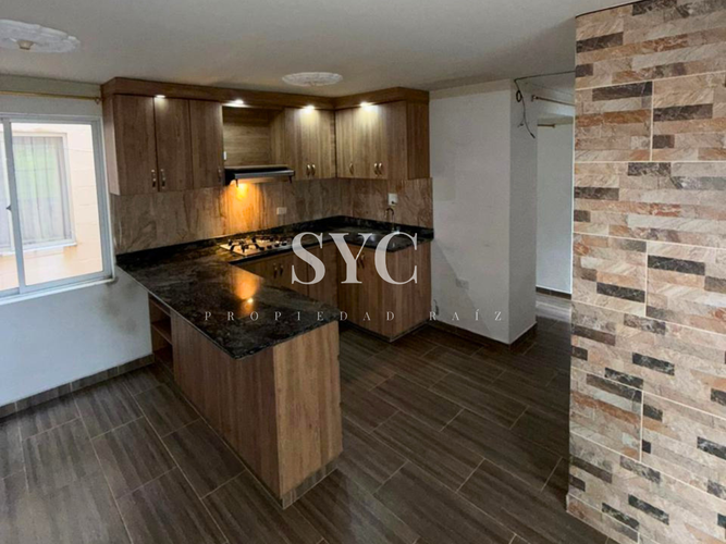 Casa de 3 alcobas en venta en El Centro, El Carmen de Viboral, 67 m² · foto 2 de 11