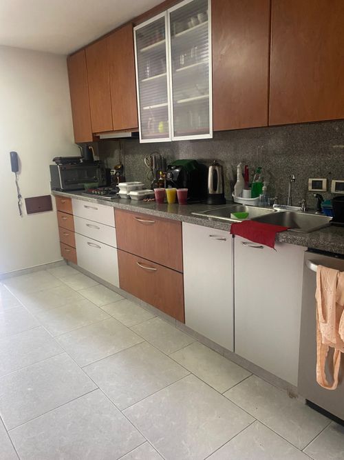 Apartamento de 3 alcobas en venta en La Carolina, Bogotá, 260 m² · foto 4 de 19