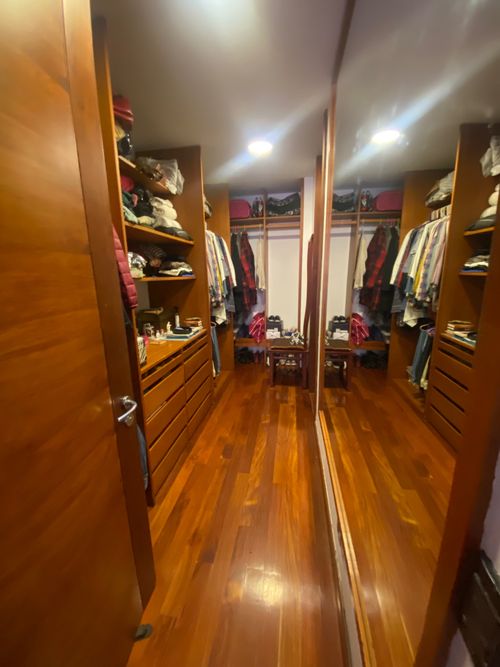 Apartamento de 3 alcobas en venta en La Carolina, Bogotá, 260 m² · foto 8 de 19