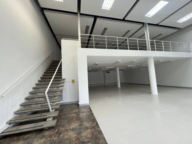 Local en arriendo en El Bosque, Cali, 450 m² · foto 4 de 15