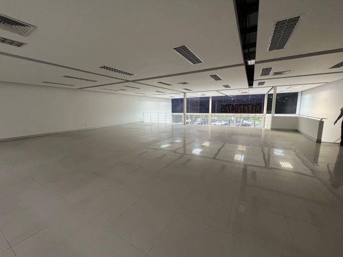 Local en arriendo en El Bosque, Cali, 450 m² · foto 14 de 15