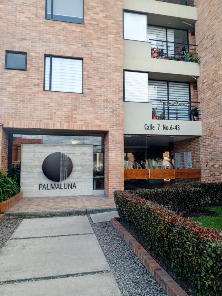 Apartamento en venta en Centro Historico, Chía · foto 2 de 16
