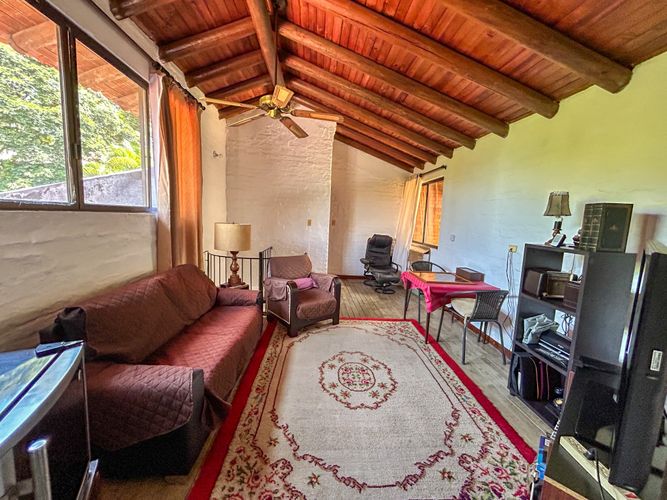 Casa de 5 alcobas en venta en Ciudad Jardin, Cali, 260 m² · foto 23 de 24