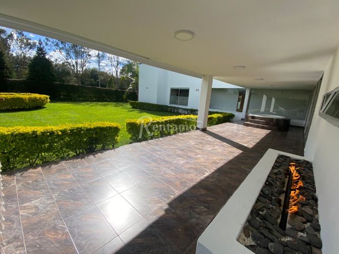 Casa de 4 alcobas en arriendo en Llano Grande, Medellín, 350 m² · foto 22 de 22