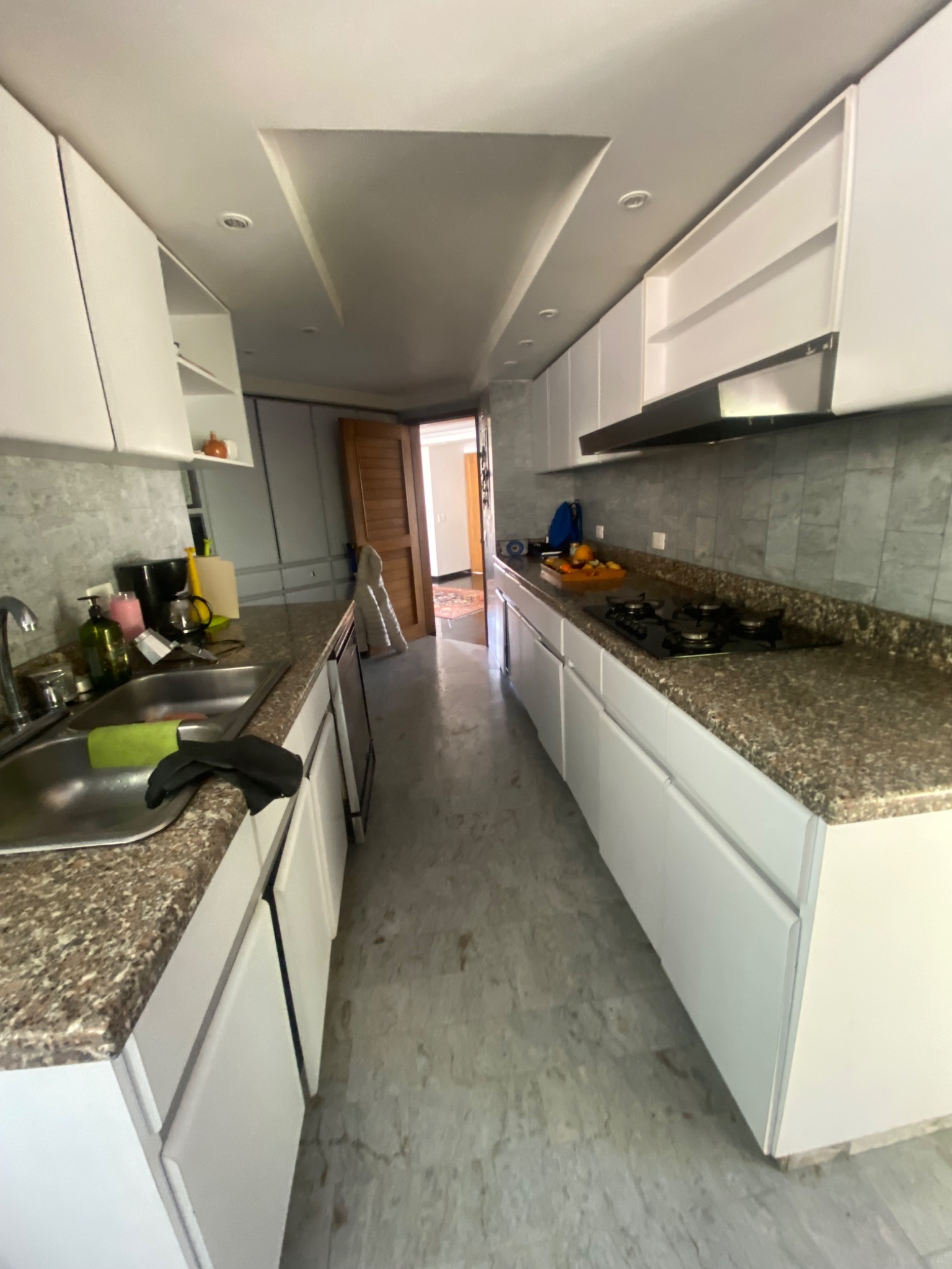 Casa en venta en Cerros De Suba, Bogotá · foto 2 de 24