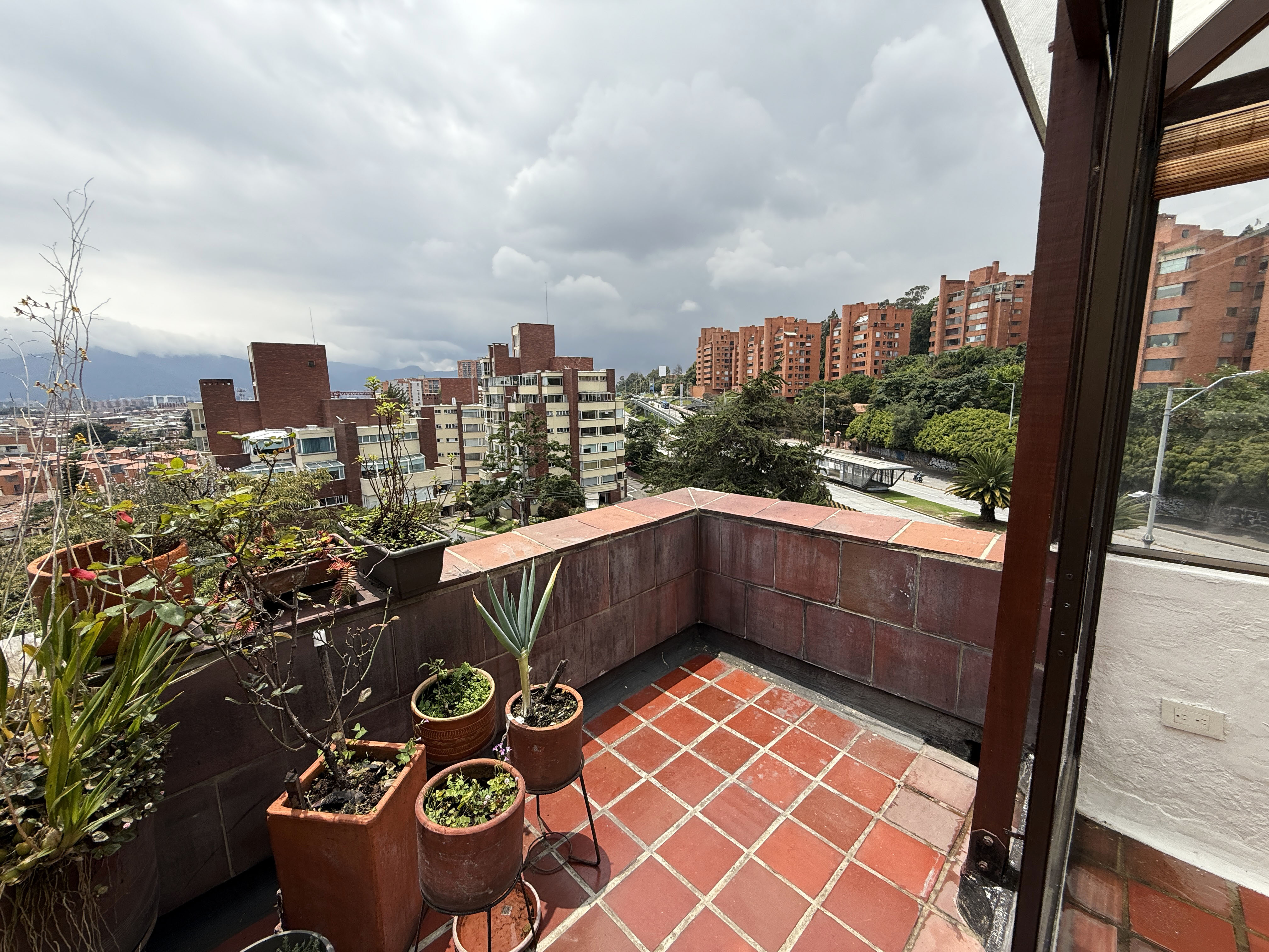 Apartamento en venta en Gratamira, Bogotá · foto 9 de 24
