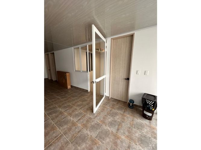 Casa en venta en Las Mercedes, Jamundí, 424 m² · foto 17 de 24