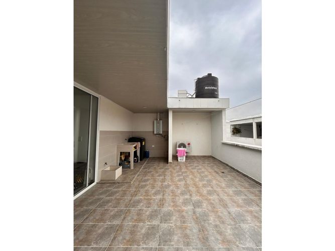 Casa en venta en Las Mercedes, Jamundí, 424 m² · foto 18 de 24