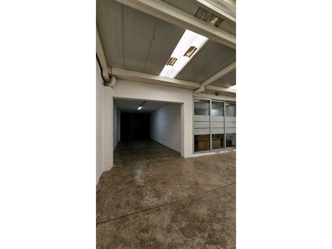 Casa de 4 alcobas en venta en Villagrande, Envigado, 298 m² · foto 10 de 24
