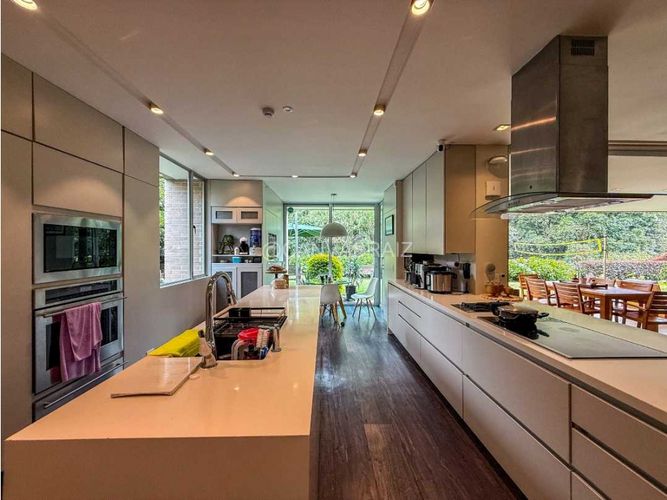 Casa de 4 alcobas en venta en Las Palmas, Envigado, 465 m² · foto 5 de 21