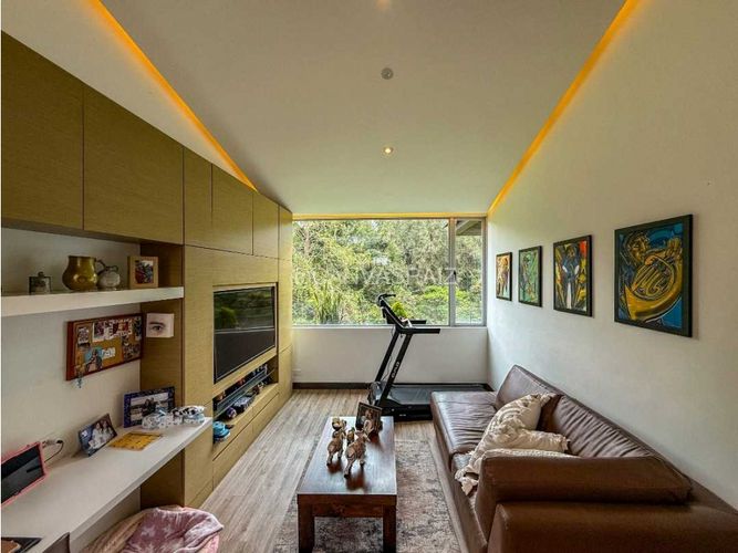 Casa de 4 alcobas en venta en Las Palmas, Envigado, 465 m² · foto 9 de 21