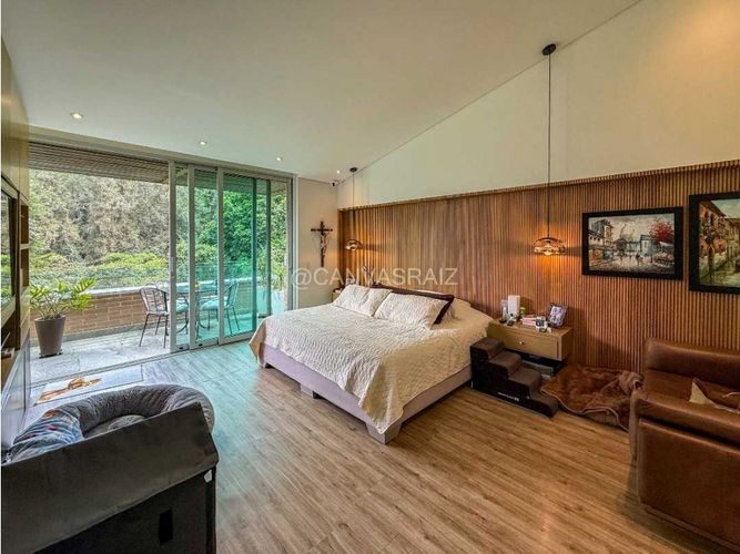 Casa de 4 alcobas en venta en Las Palmas, Envigado, 465 m² · foto 11 de 21