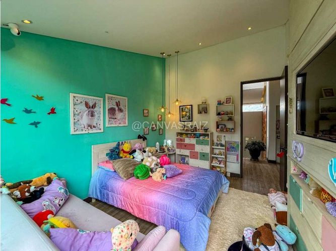 Casa de 4 alcobas en venta en Las Palmas, Envigado, 465 m² · foto 13 de 21