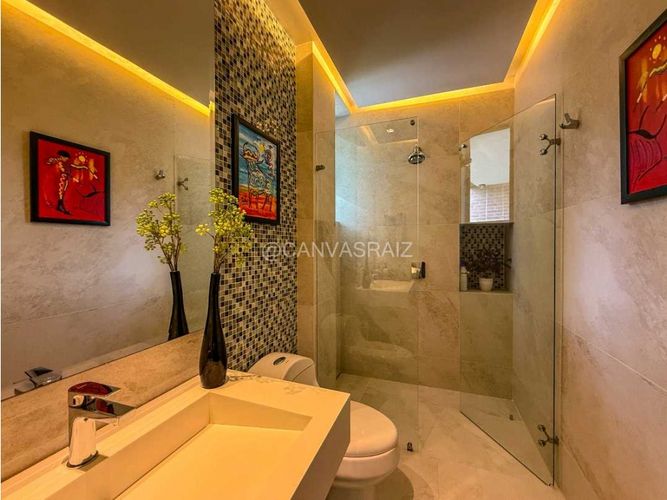 Casa de 4 alcobas en venta en Las Palmas, Envigado, 465 m² · foto 16 de 21