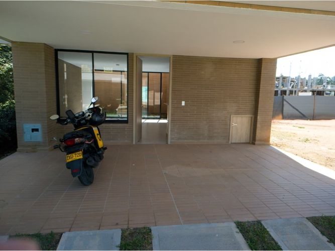 Apartaestudio en venta en San Antonio De Pereira, Rionegro, 147 m² · foto 4 de 10