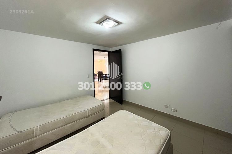 Apartamento de 3 alcobas en arriendo en Los Balsos, Medellín, 135 m² · foto 12 de 22
